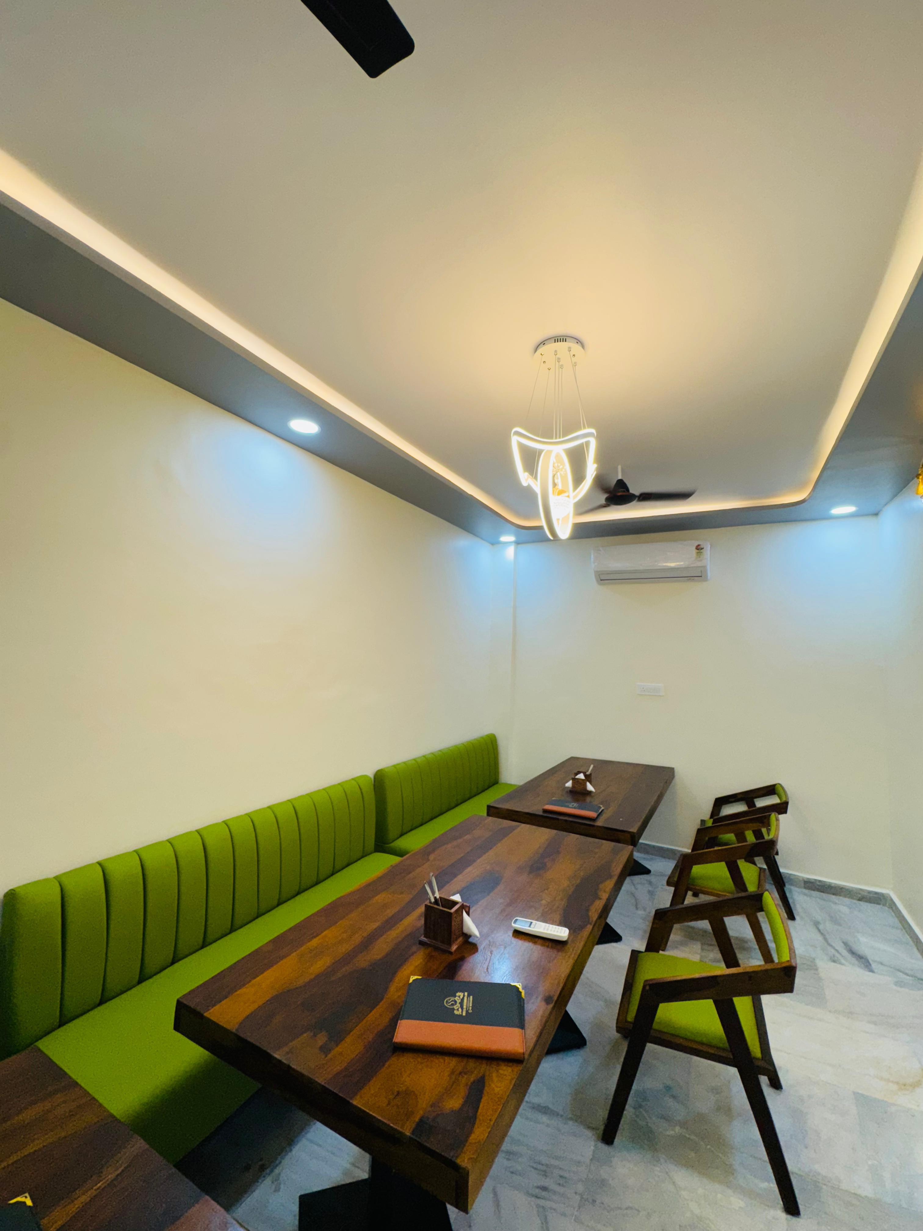 Best restaurant near Ramdevra and Phalodi - Pure vegetarian dining at Hotel S.S. Inn